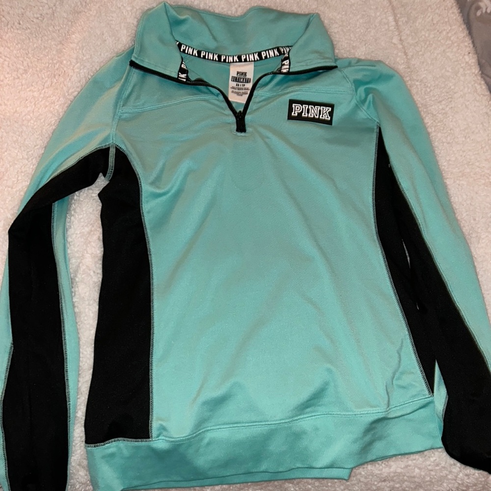 Zip sweater